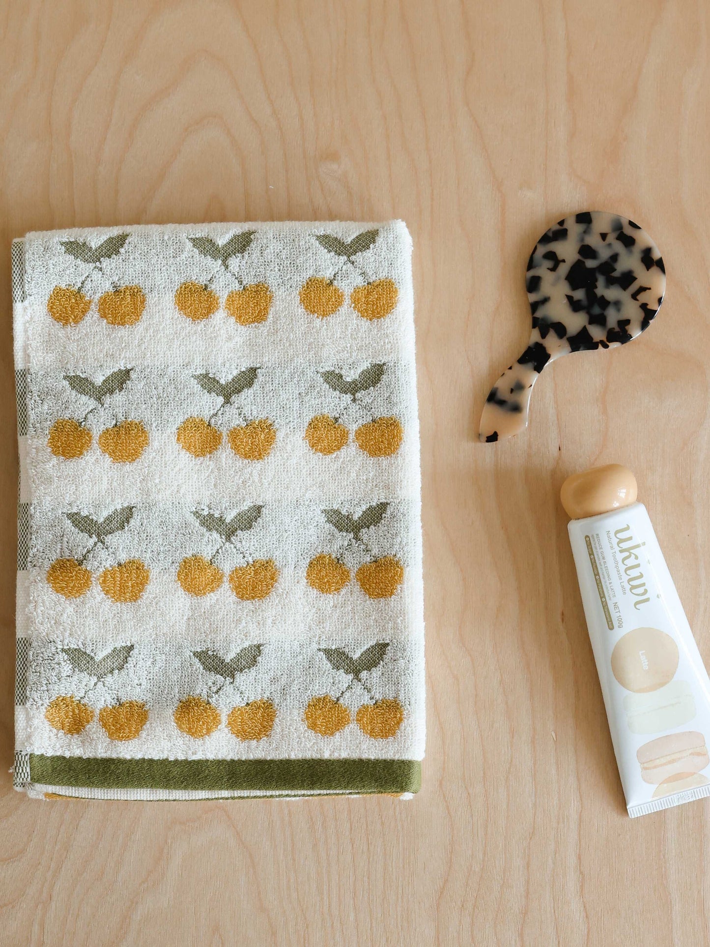 Apple Orchard Cotton Bath Towel original reference image 18