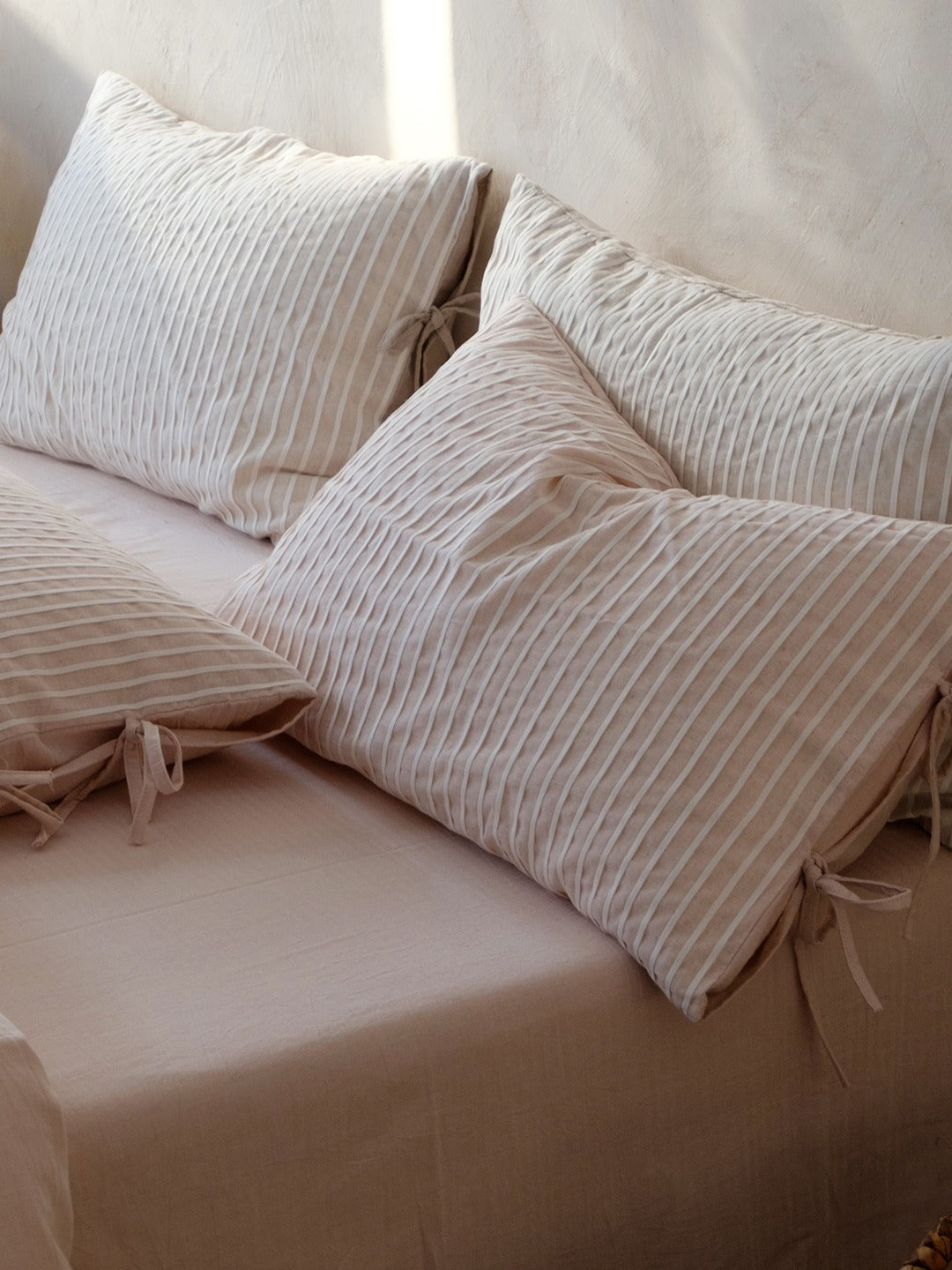 Atelier Pleat Jacquard Linen Cotton Duvet Cover original reference image 16