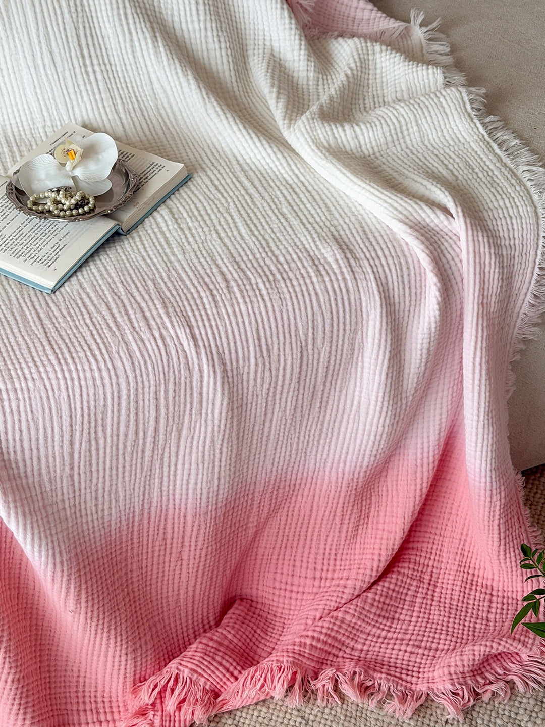 Aurora Ombre Cotton Tassel Throw Blanket original reference image 2
