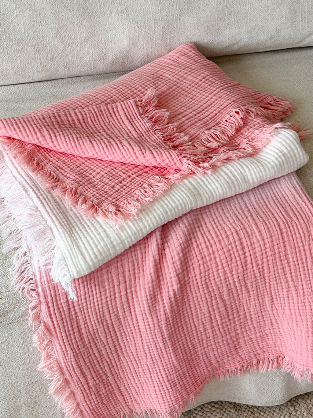 Aurora Ombre Cotton Tassel Throw Blanket original reference image 5