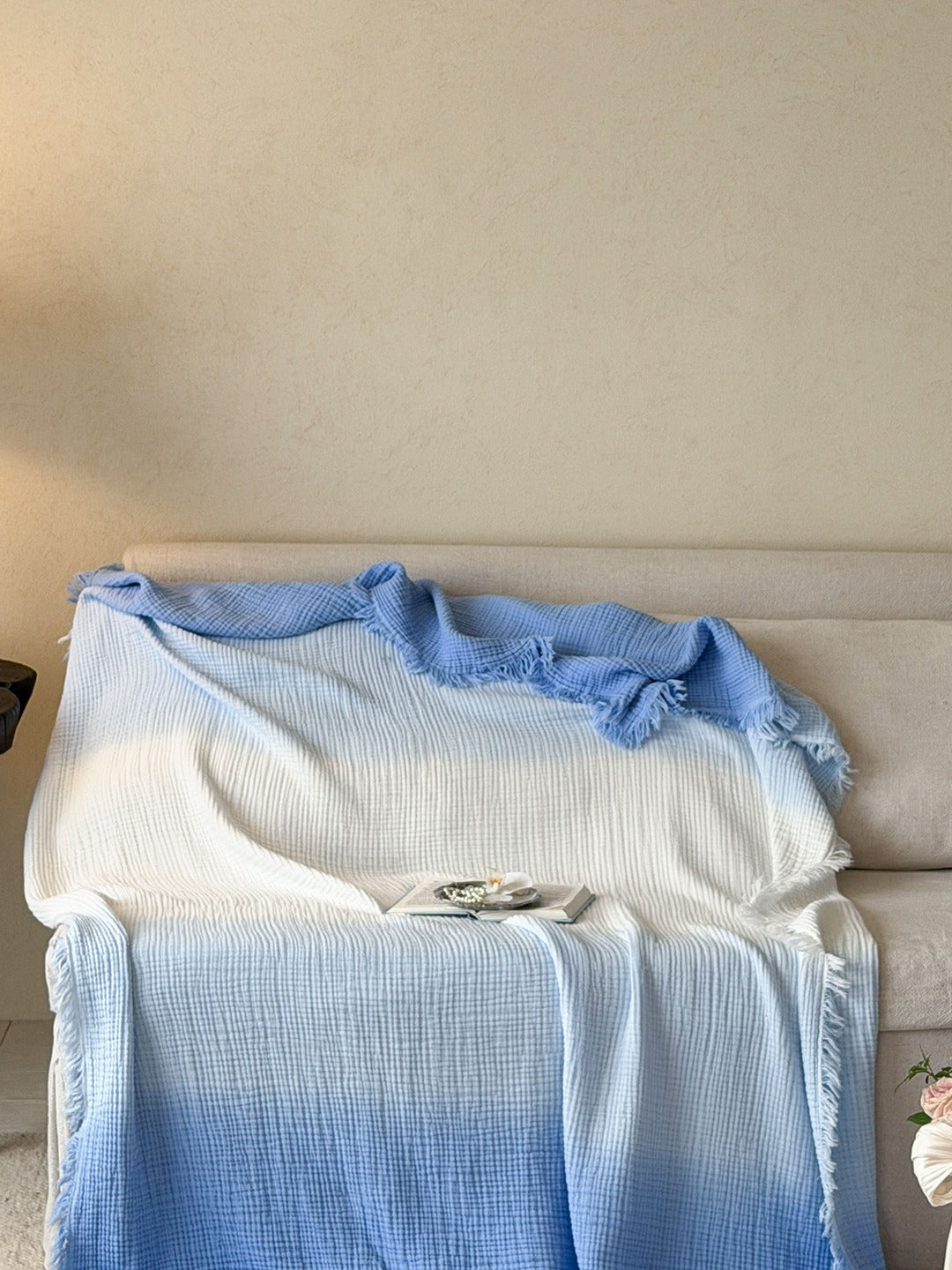 Aurora Ombre Cotton Tassel Throw Blanket original reference image 11