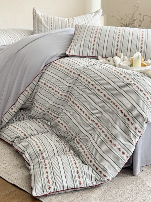 Bloomfield Cotton Clip Jacquard Duvet Cover original reference image 1