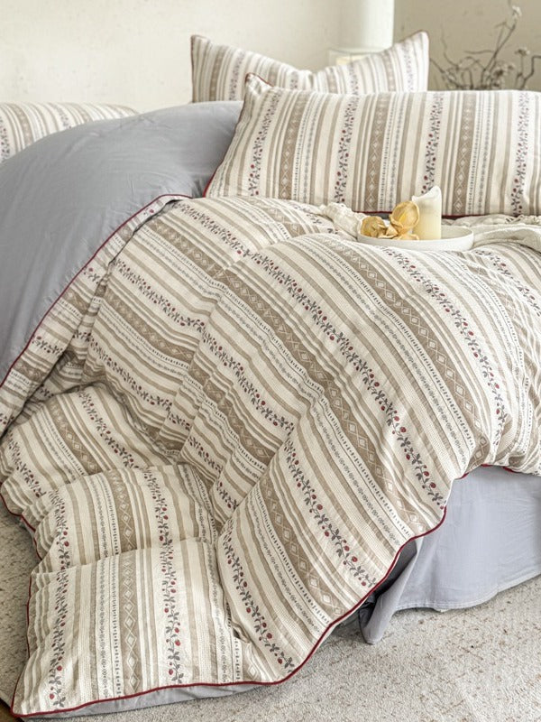 Bloomfield Cotton Clip Jacquard Duvet Cover original reference image 10