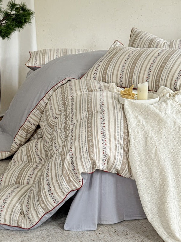 Bloomfield Cotton Clip Jacquard Duvet Cover original reference image 11