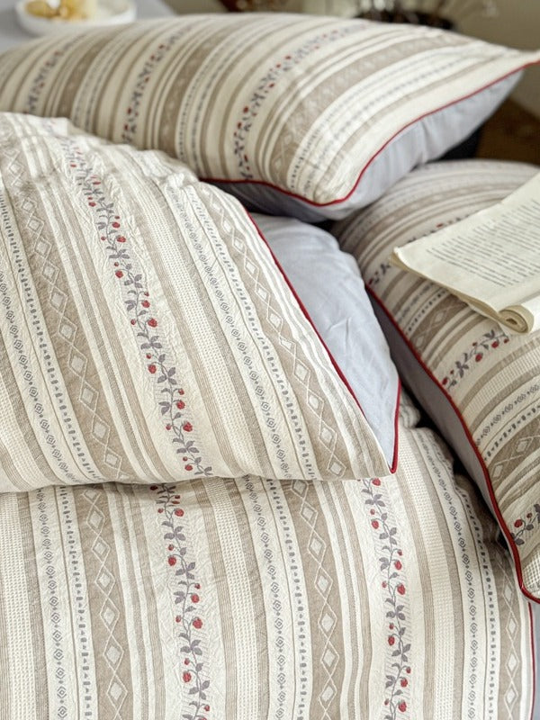 Bloomfield Cotton Clip Jacquard Duvet Cover original reference image 15