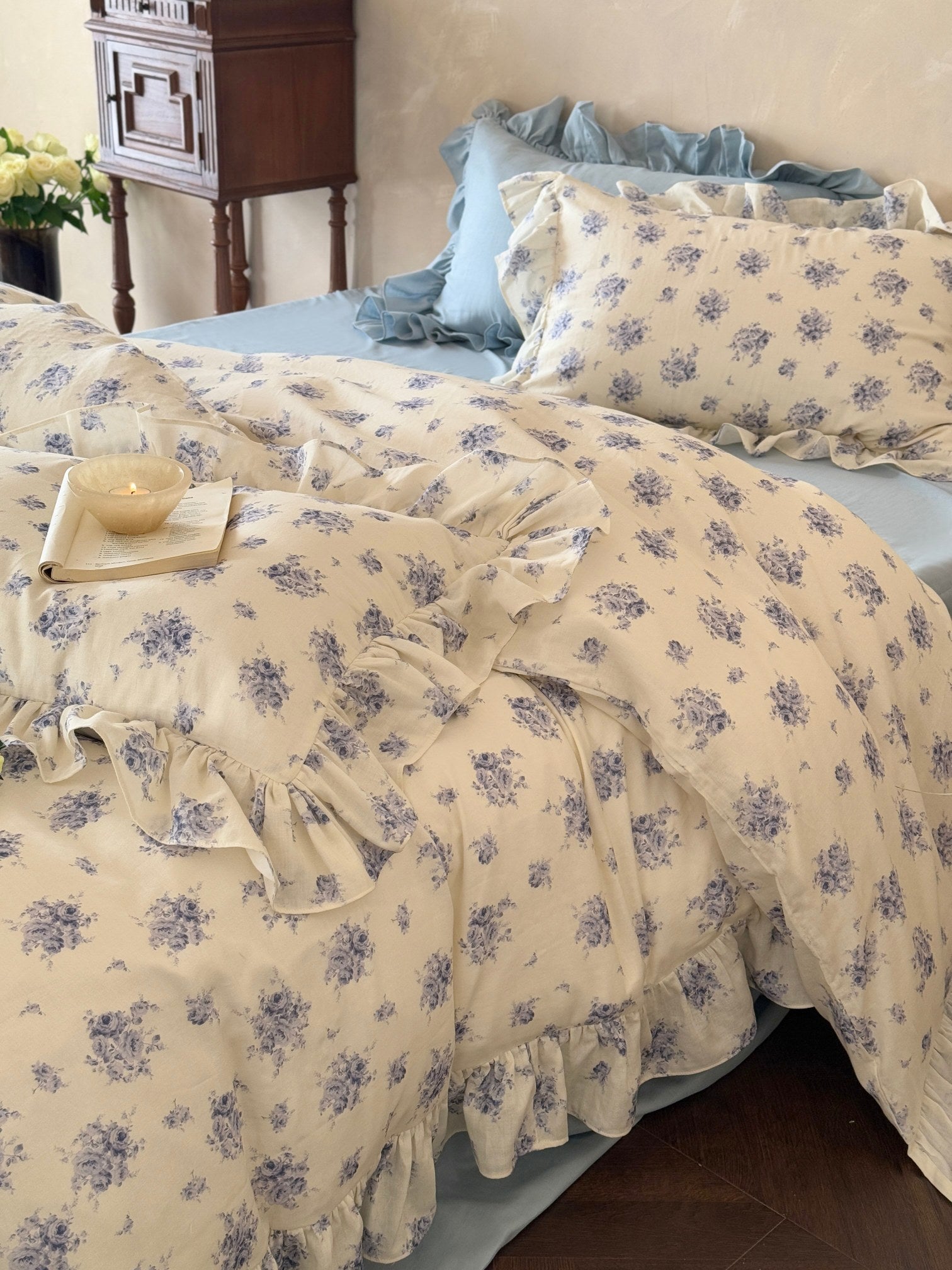 Blue Rose Cottage Ruffle Cotton Muslin Duvet Cover original reference image 3
