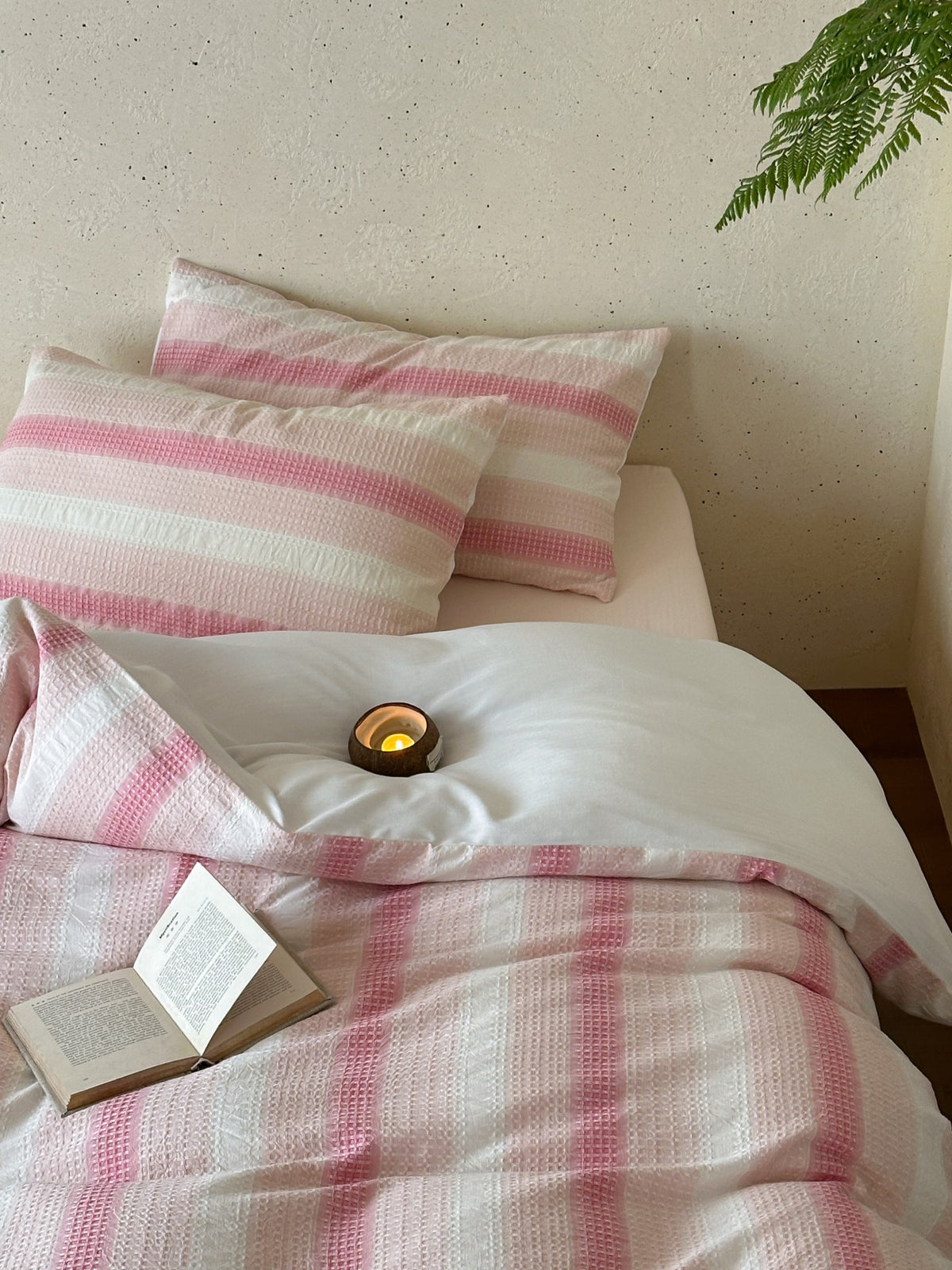 Blush Breeze Jacquard Cotton Duvet Cover original reference image 4