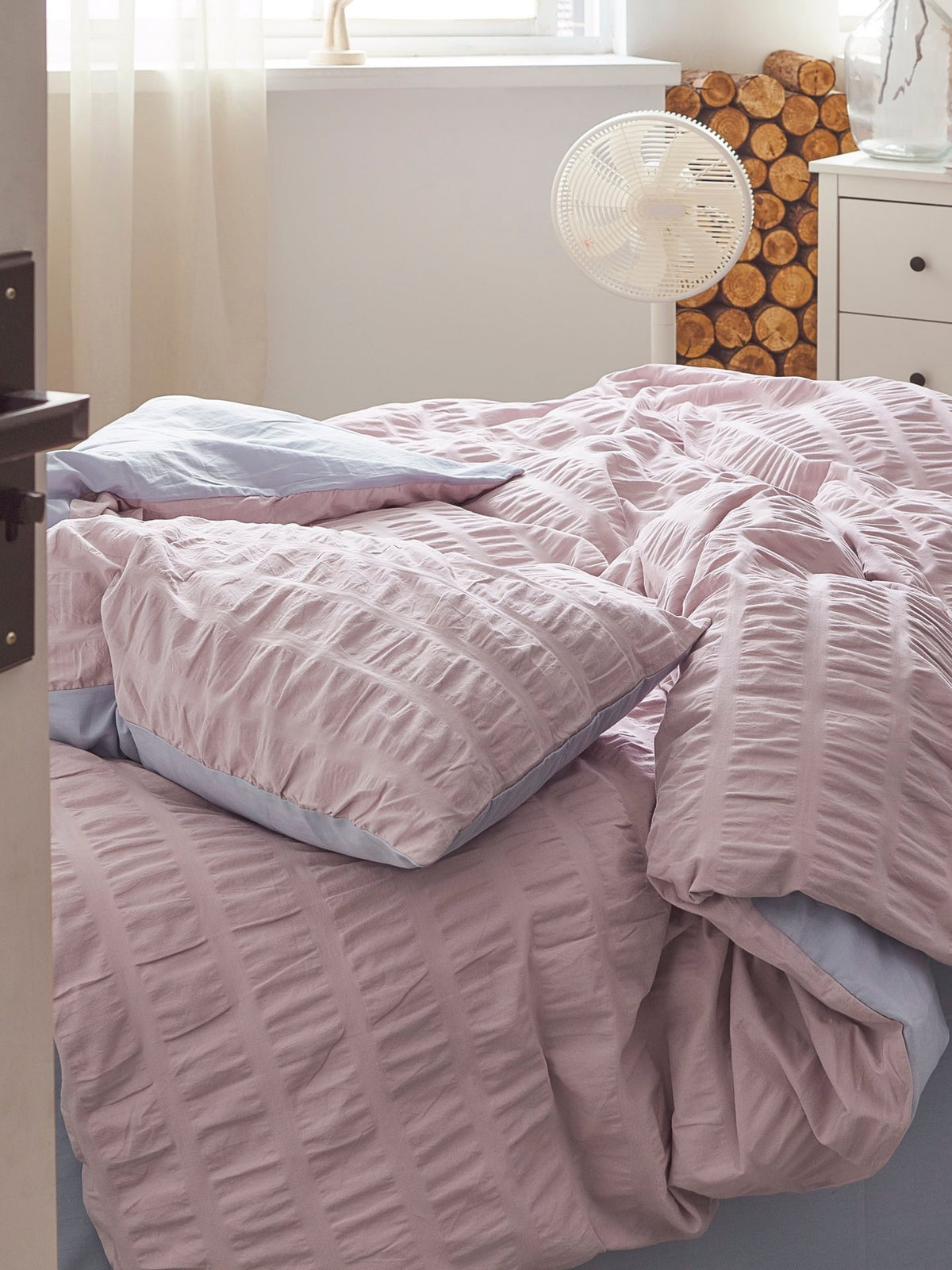 Blush Cloud Cotton Seersucker Duvet Cover original reference image 4