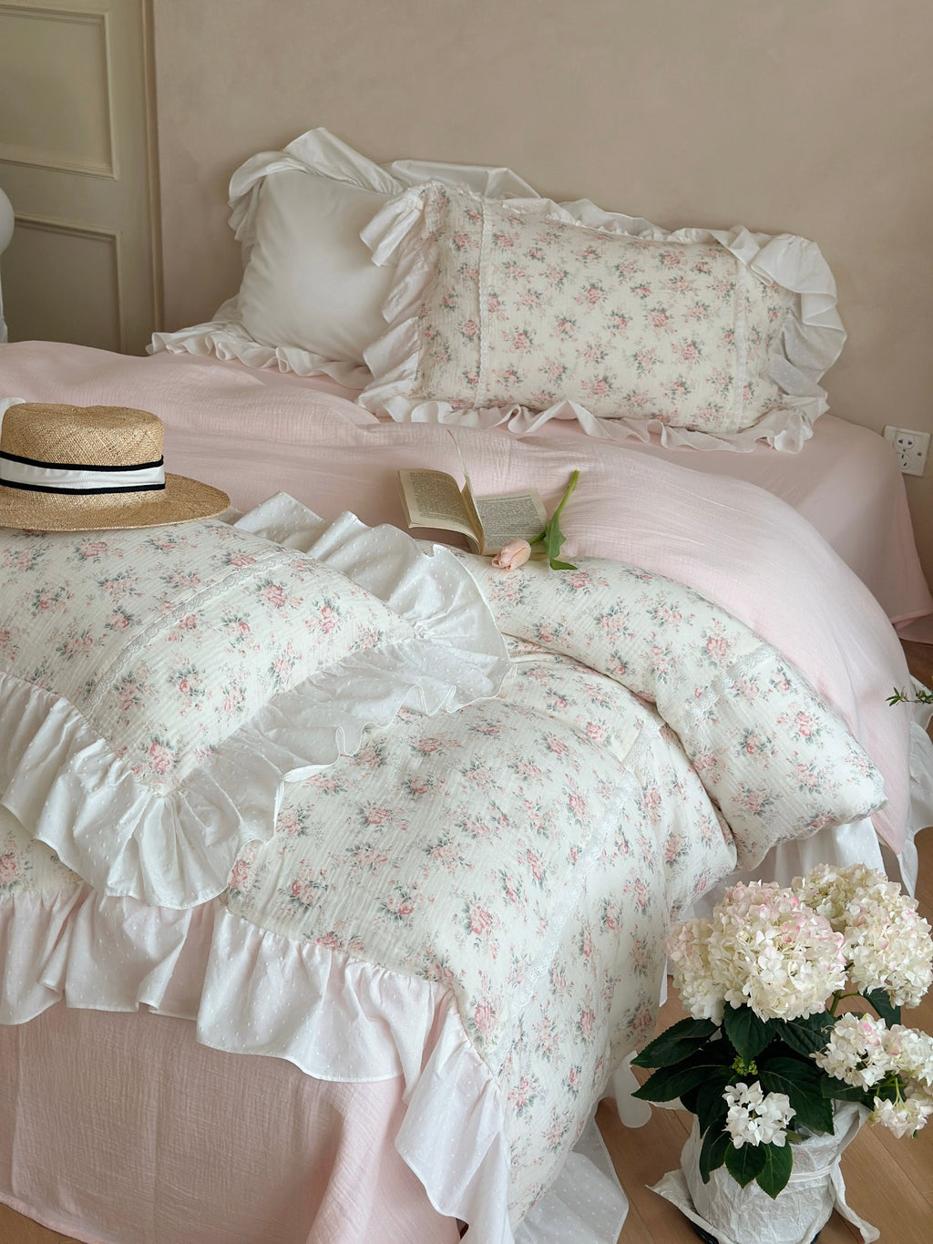 Blush Rose Garden Ruffle Cotton Muslin Duvet Cover original reference image 2