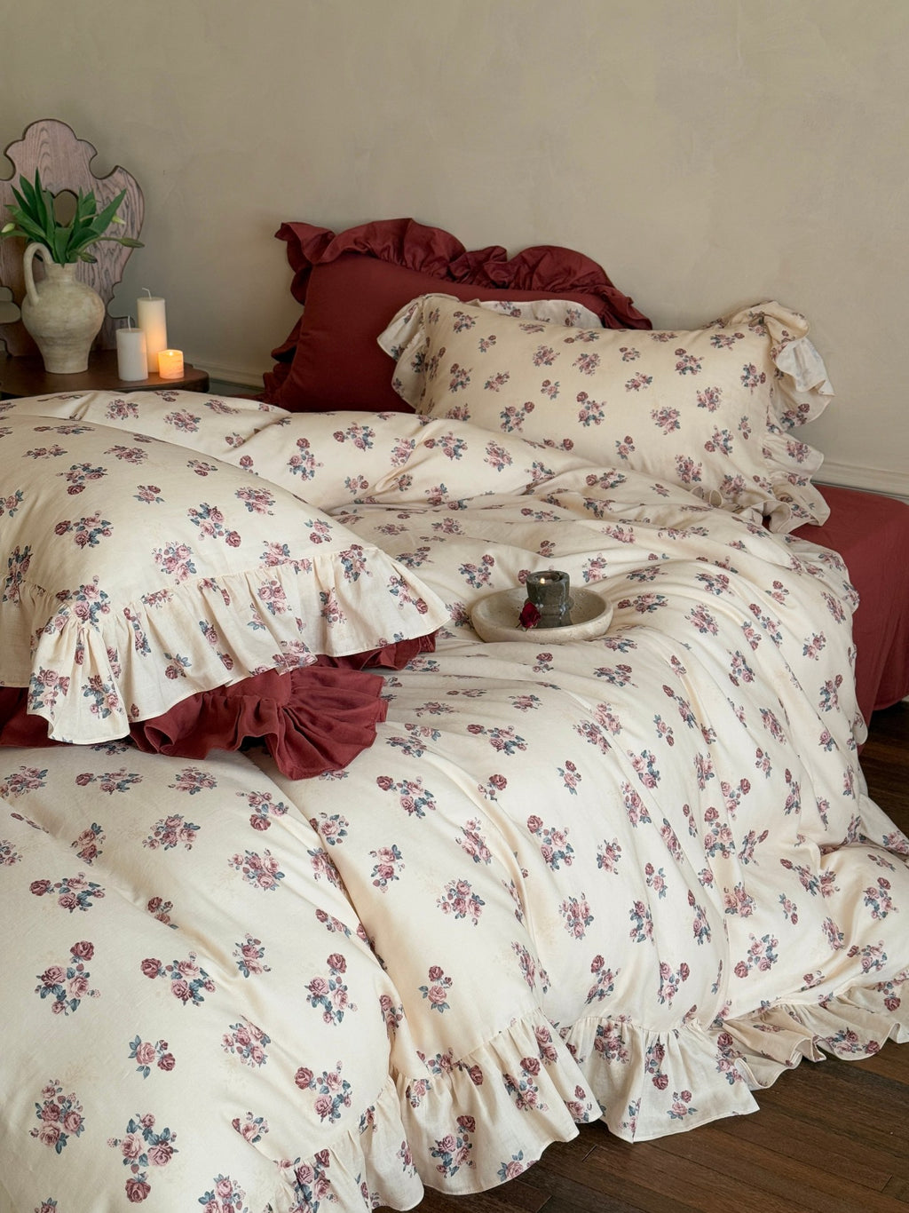 Burgundy Rose Bouquet Ruffle Cotton Muslin Duvet Cover original reference image 7