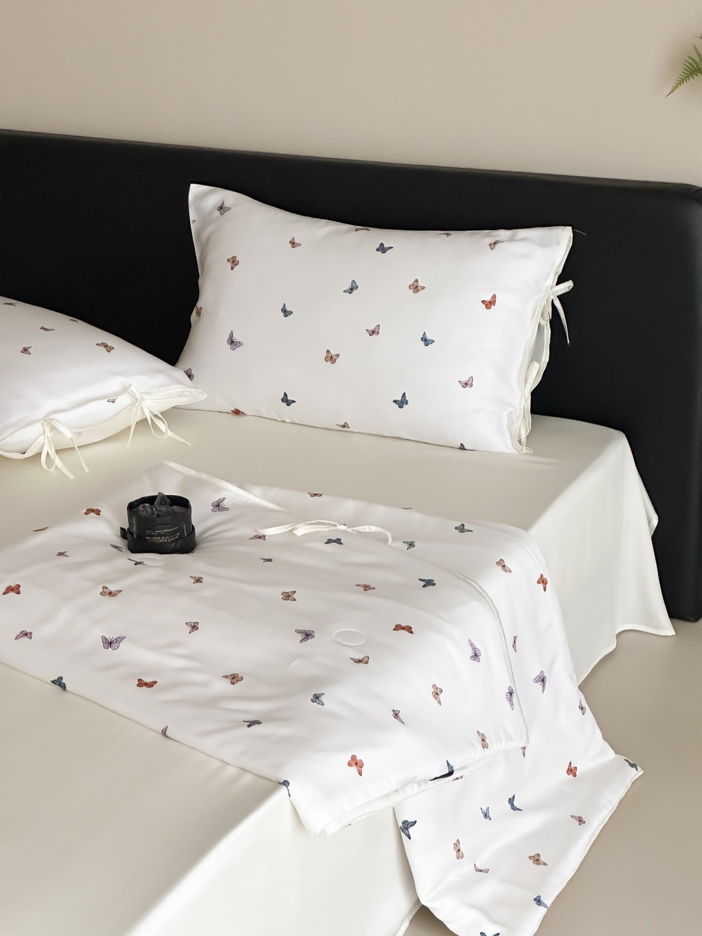 Butterfly Whisper Comforter Set original reference image 2