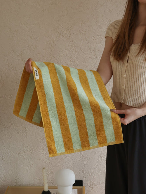 Cabana Stripe Cotton Bath Towel original reference image 1