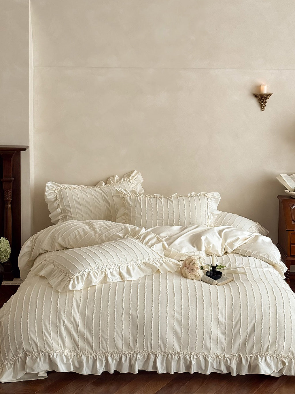 Camellia Ruffle Clip Stripe Duvet Cover original reference image 1