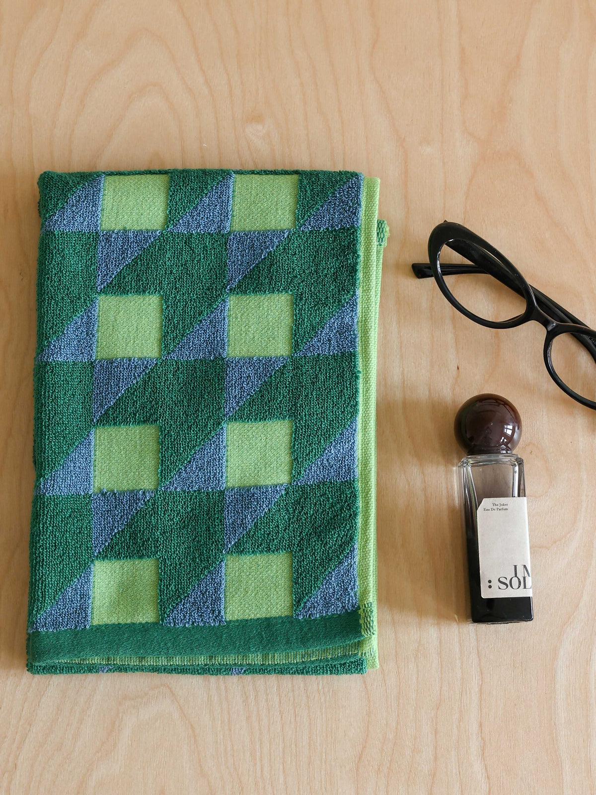 Checkerboard Cotton Bath Towel original reference image 3