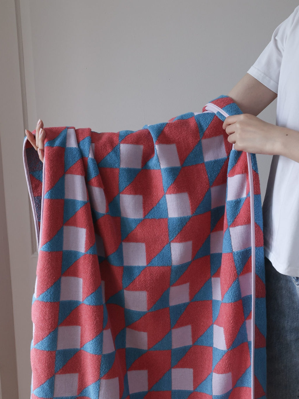 Checkerboard Cotton Bath Towel original reference image 9