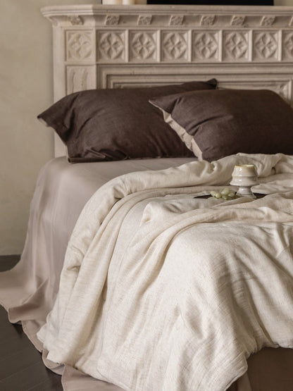 Cloud Linen Silk Blend Comforter original reference image 3