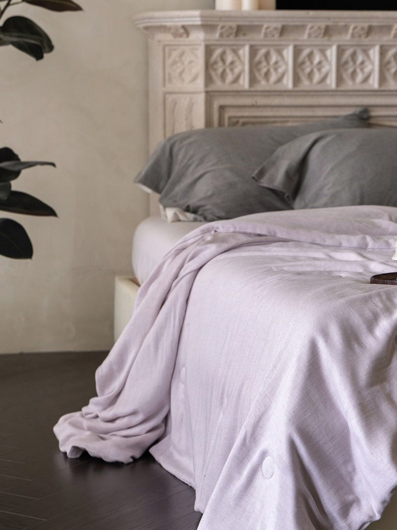 Cloud Linen Silk Blend Comforter original reference image 7
