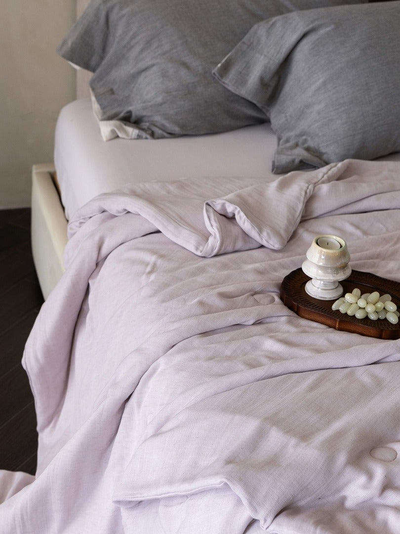 Cloud Linen Silk Blend Comforter original reference image 9