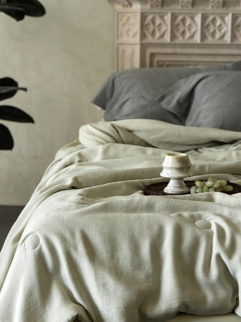 Cloud Linen Silk Blend Comforter original reference image 13