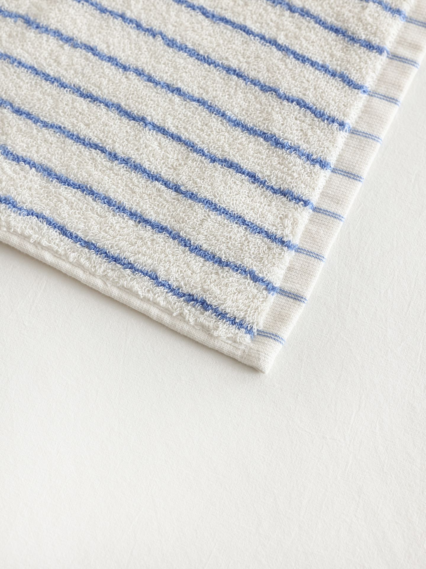 Fine Line Stripe Cotton Bath Towel original reference image 12