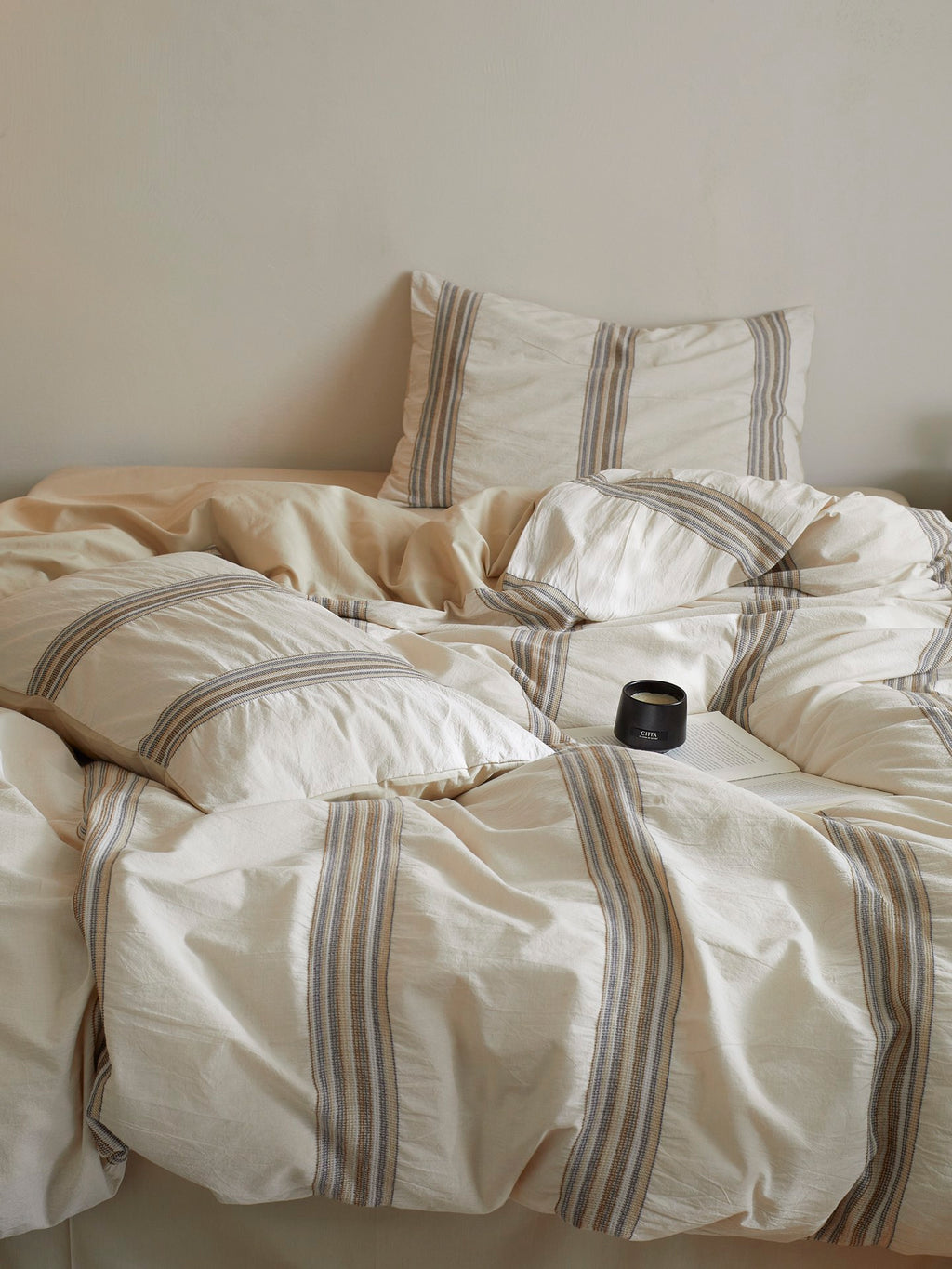 Heritage Stripe Cotton Jacquard Duvet Cover - Natural original reference image 4