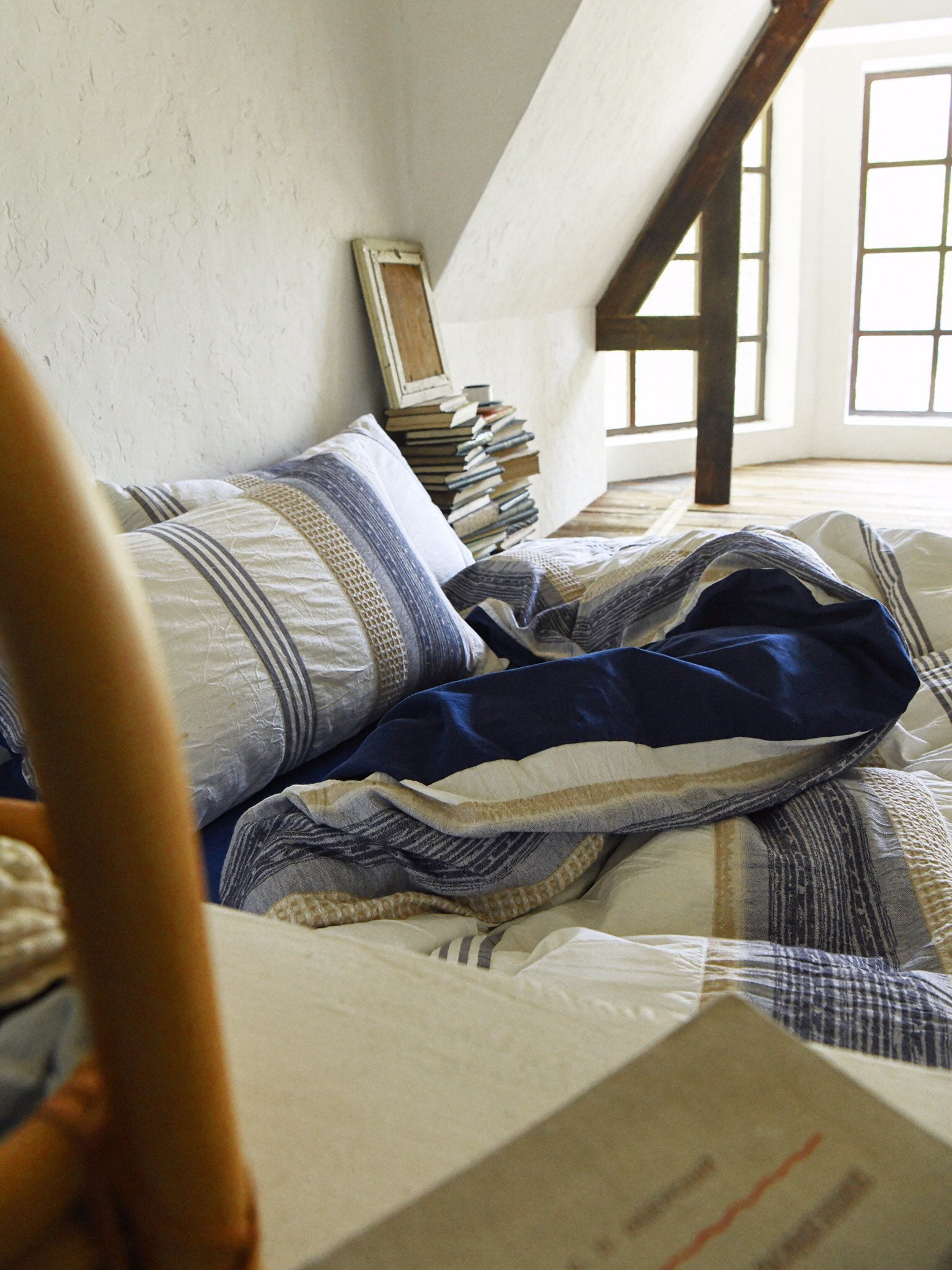 Indigo Heritage Stripe Jacquard Cotton Duvet Cover original reference image 5
