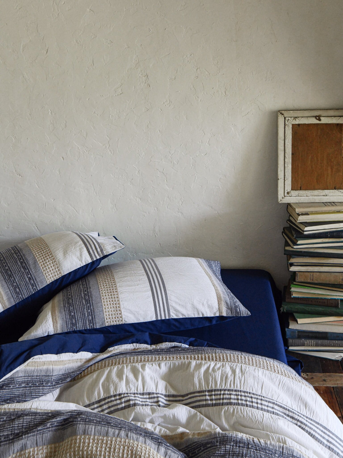 Indigo Heritage Stripe Jacquard Cotton Duvet Cover original reference image 8