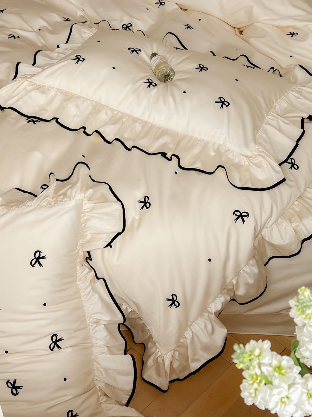 Ivory Bow Embroidery Ruffle Cotton Sateen Duvet Cover original reference image 9