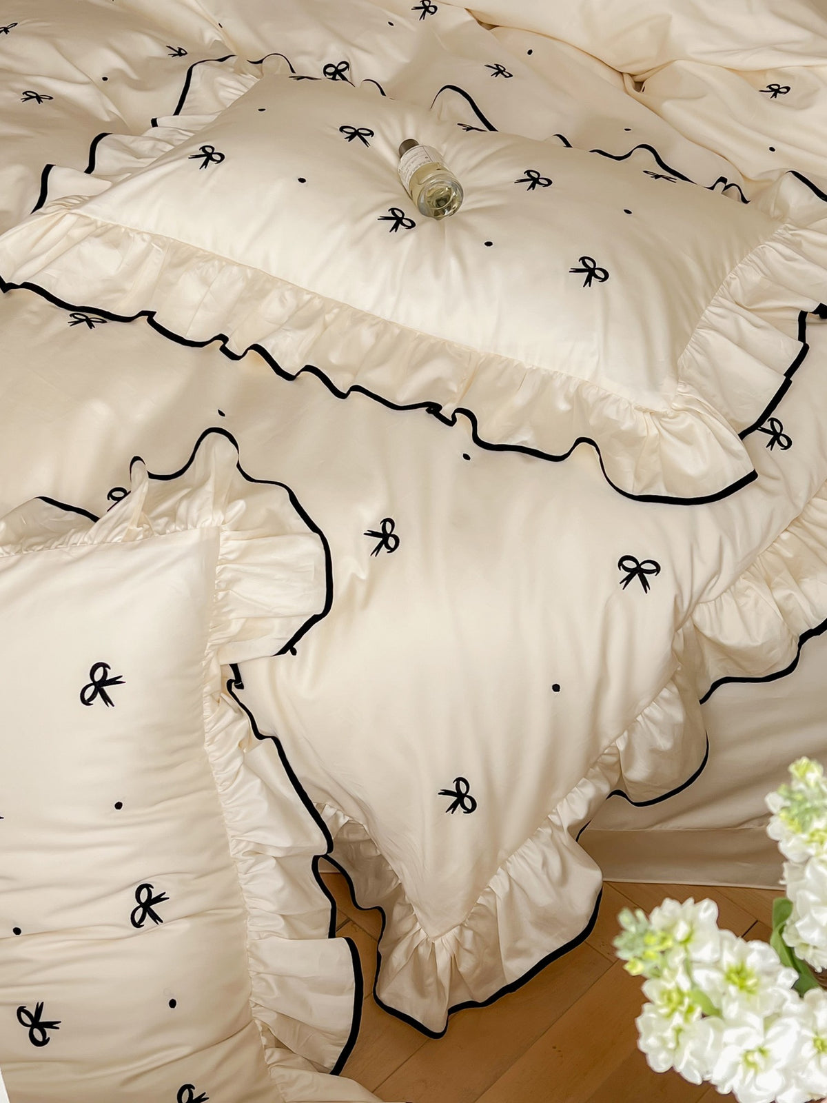 Ivory Bow Embroidery Ruffle Cotton Sateen Duvet Cover original reference image 9