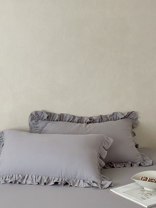 Luna Ruffle Cotton Muslin Pillowcase original reference image 5