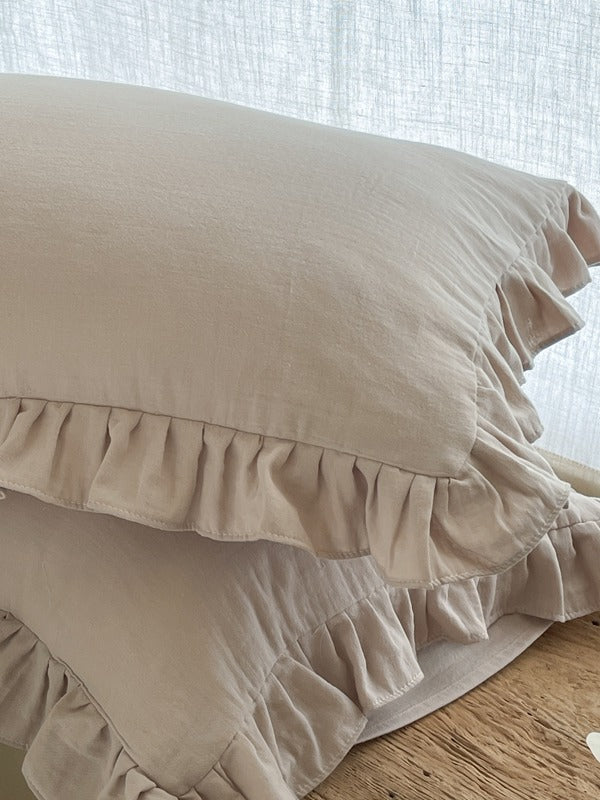 Luna Ruffle Cotton Muslin Pillowcase original reference image 35