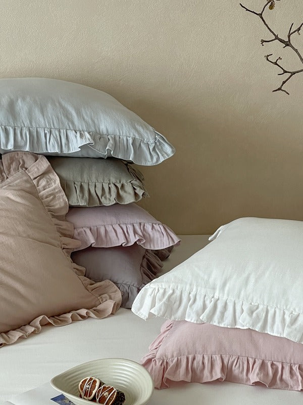 Luna Ruffle Cotton Muslin Pillowcase original reference image 38