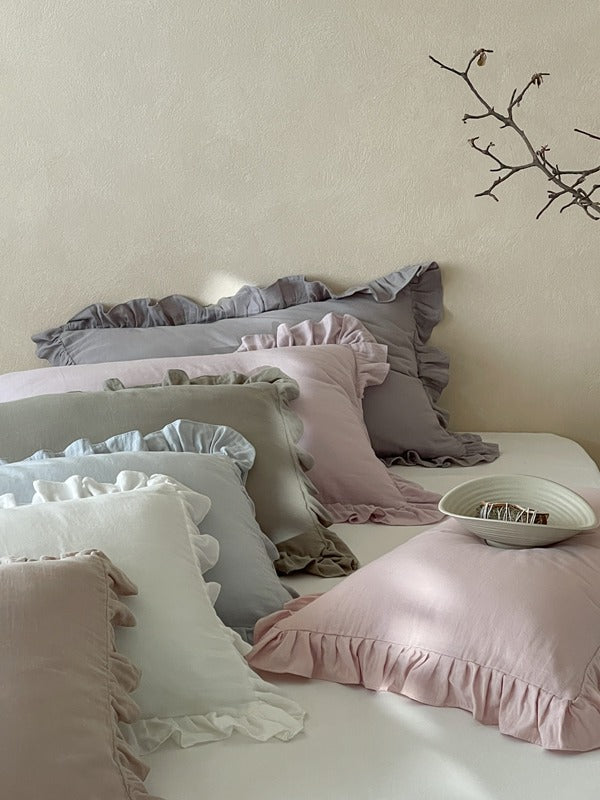 Luna Ruffle Cotton Muslin Pillowcase original reference image 46
