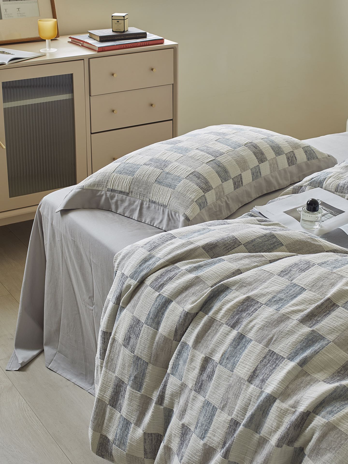 Mist Loft Check Cotton Jacquard Duvet Cover original reference image 7