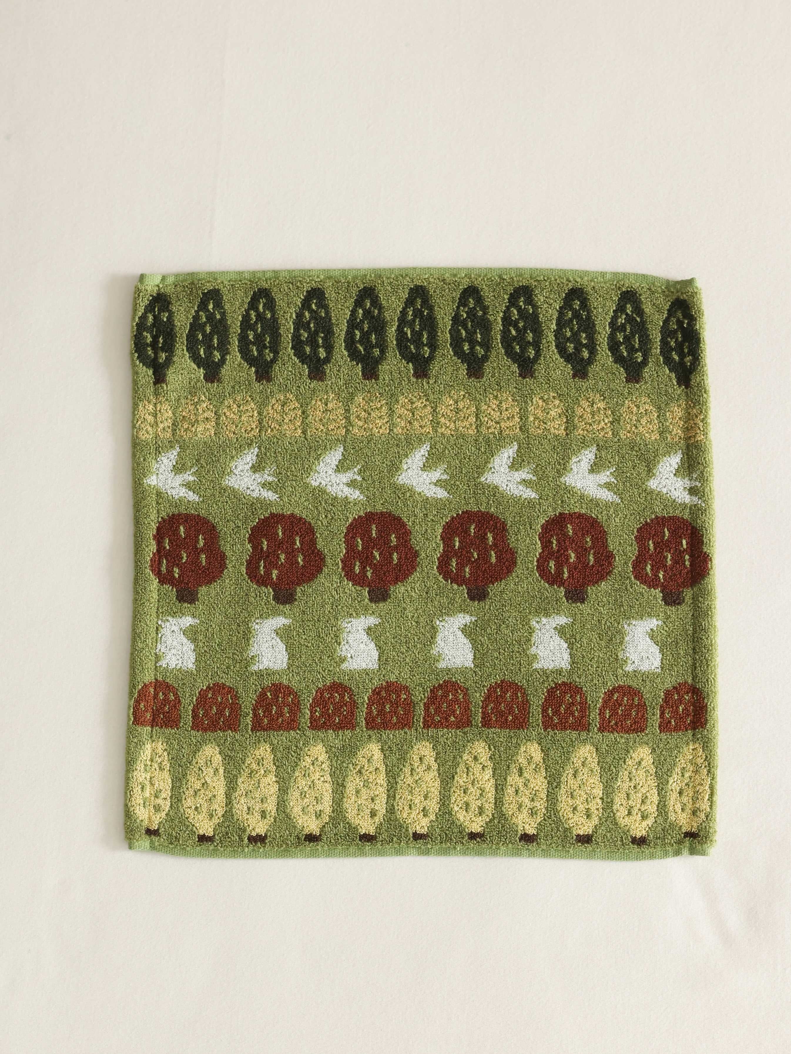 Orchard Dot Jacquard Cotton Bath Towel original reference image 3