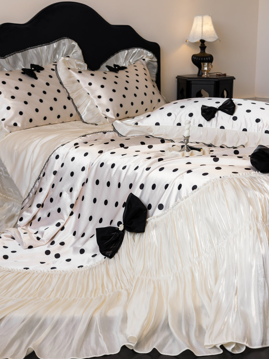 Parisian Dot Comforter Set original reference image 6