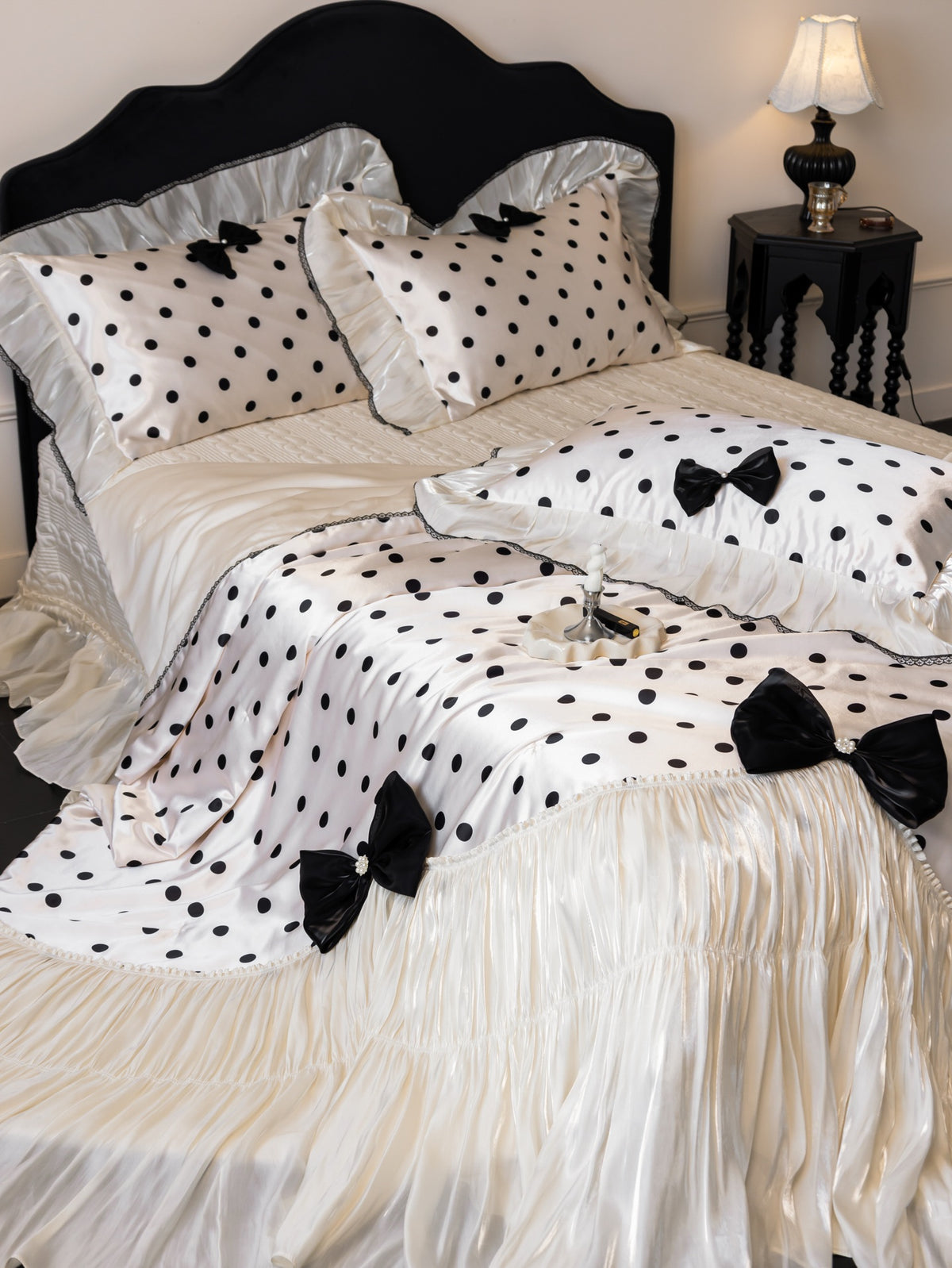 Parisian Dot Comforter Set original reference image 8