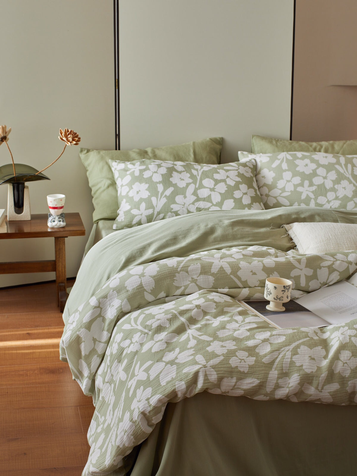 Sage Blossom Cotton Muslin Jacquard Duvet Cover original reference image 1
