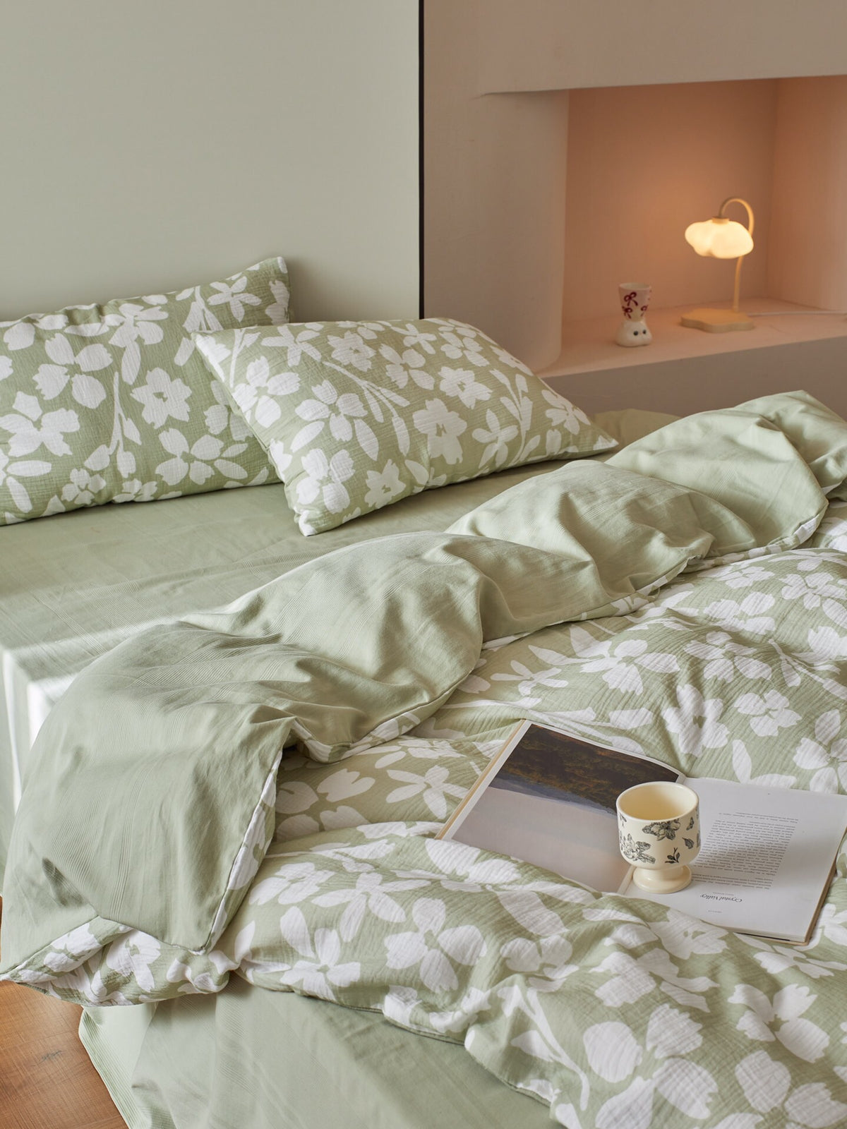 Sage Blossom Cotton Muslin Jacquard Duvet Cover original reference image 2