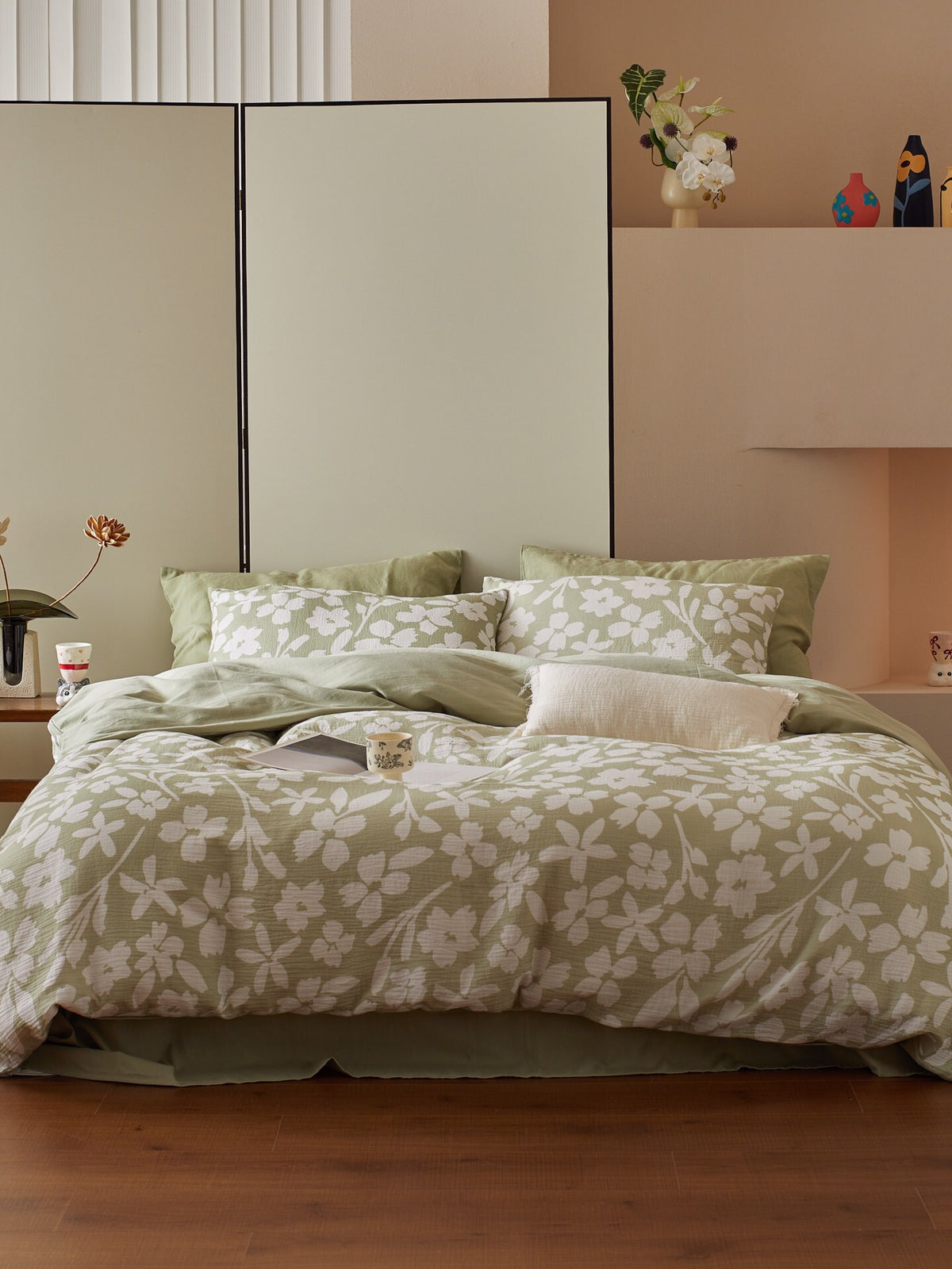 Sage Blossom Cotton Muslin Jacquard Duvet Cover original reference image 3