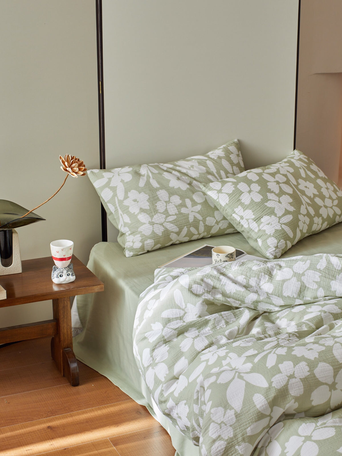 Sage Blossom Cotton Muslin Jacquard Duvet Cover original reference image 6