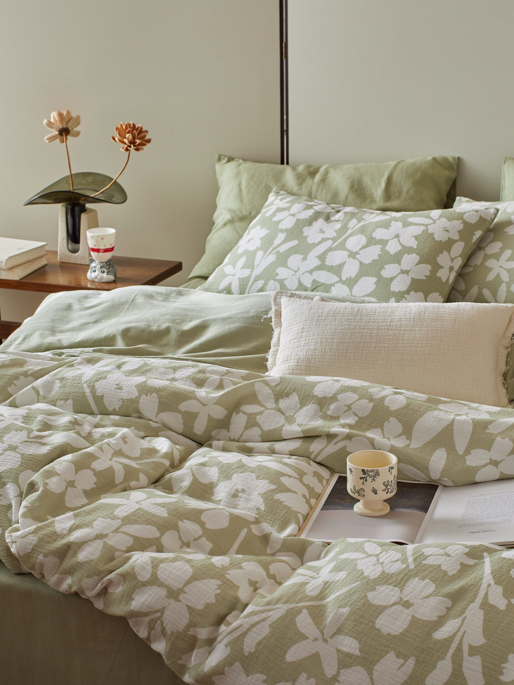 Sage Blossom Cotton Muslin Jacquard Duvet Cover original reference image 8
