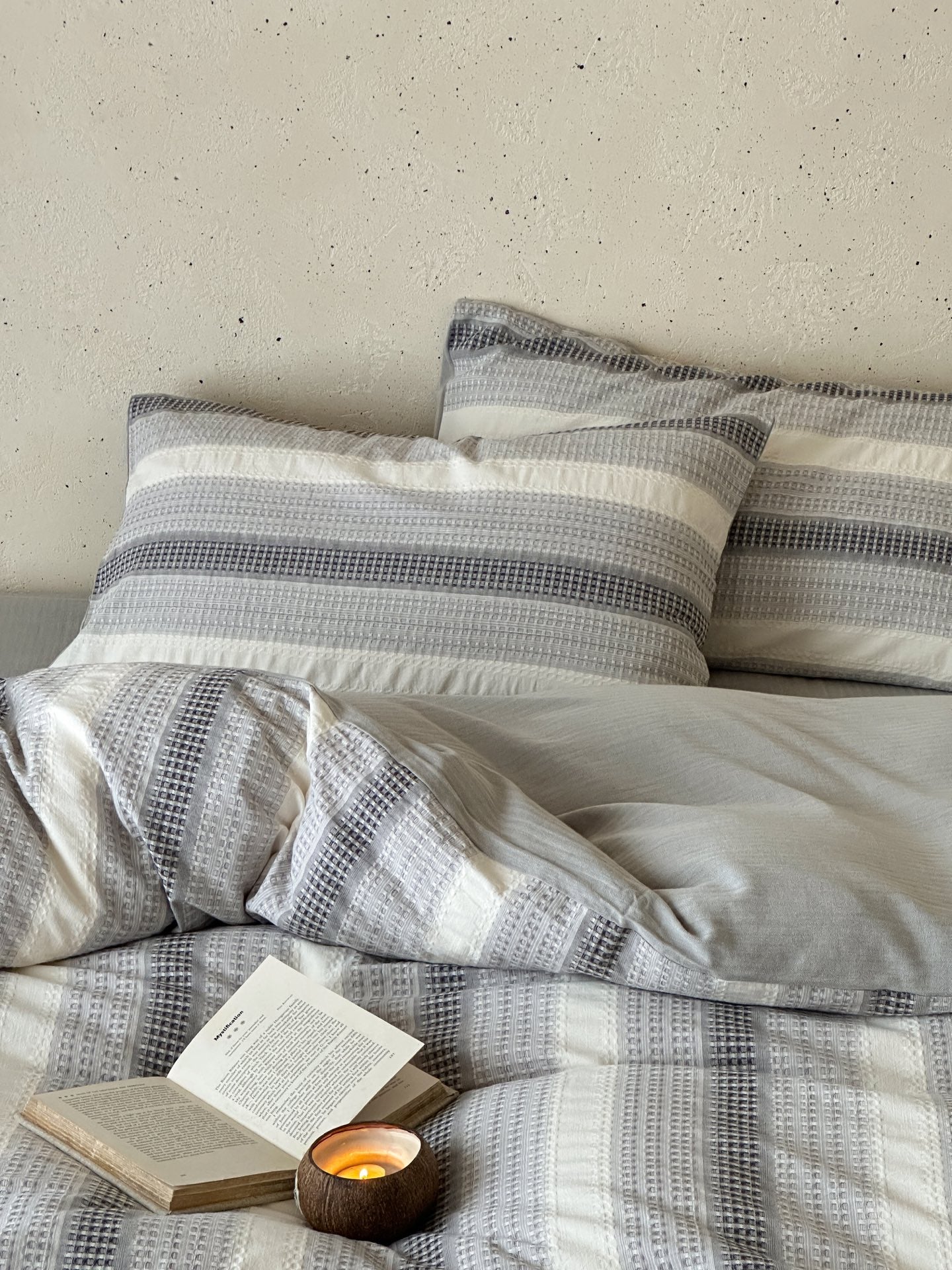 Silver Mist Jacquard Cotton Duvet Cover original reference image 3