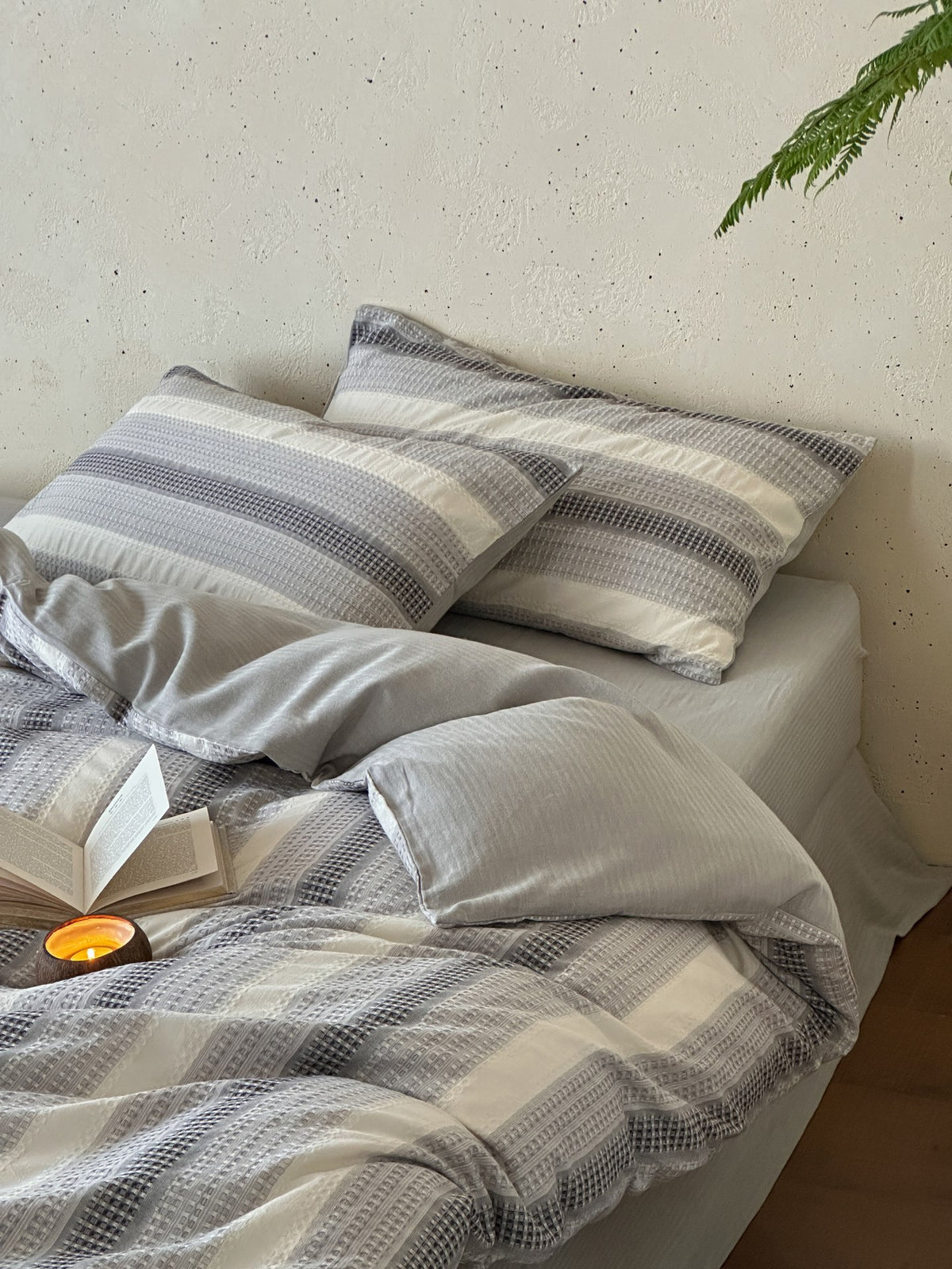 Silver Mist Jacquard Cotton Duvet Cover original reference image 5