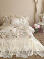 Tulip Veil Comforter Set original reference image 4