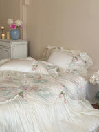 Tulip Veil Comforter Set original reference image 9