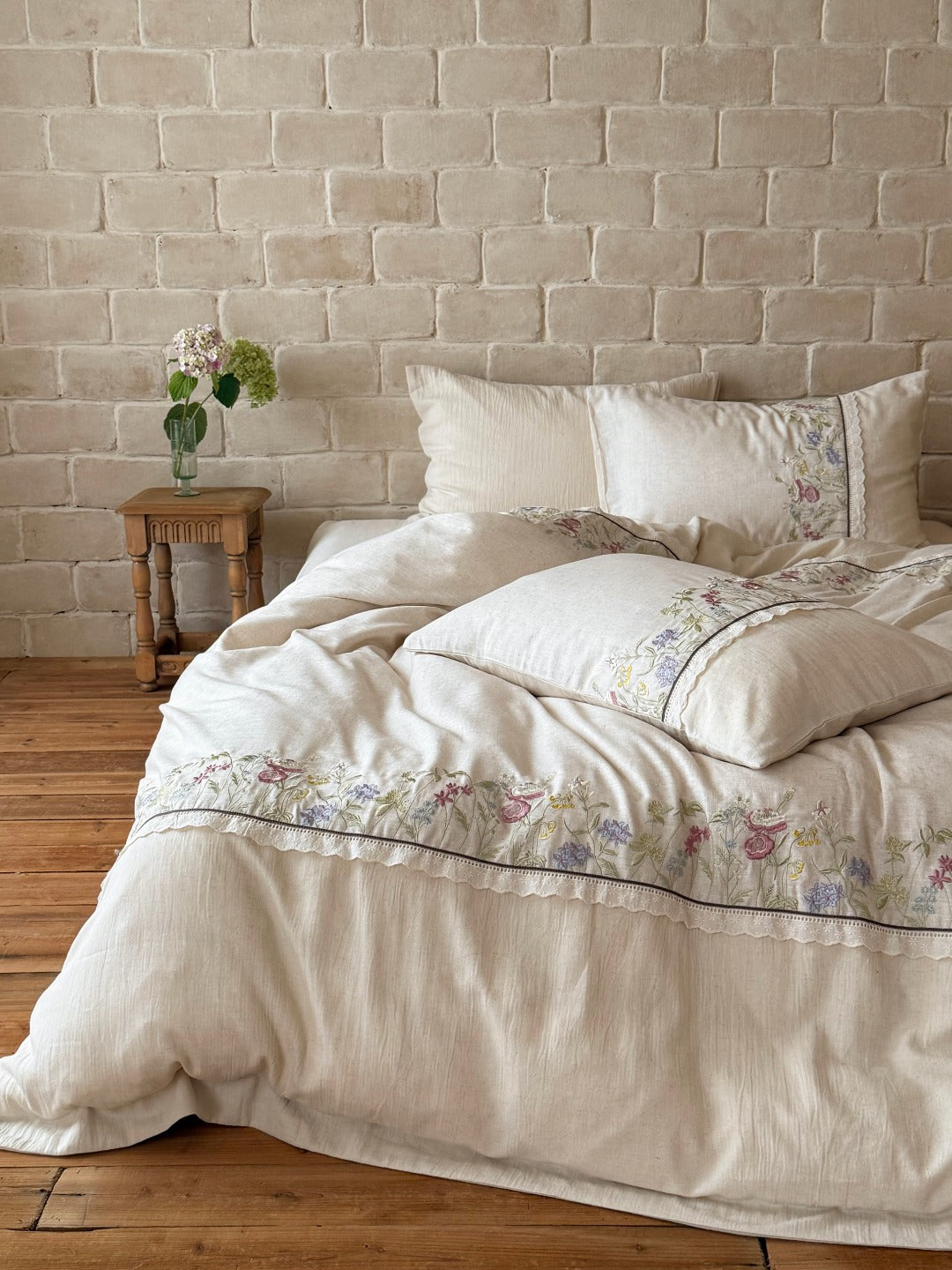 Vine Lace Cotton Linen Duvet Cover original reference image 1
