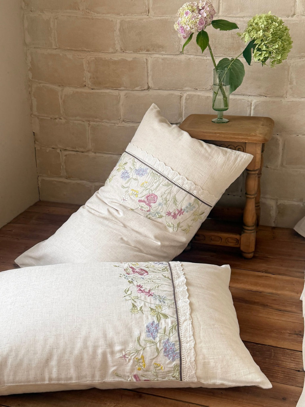 Vine Lace Cotton Linen Duvet Cover original reference image 4