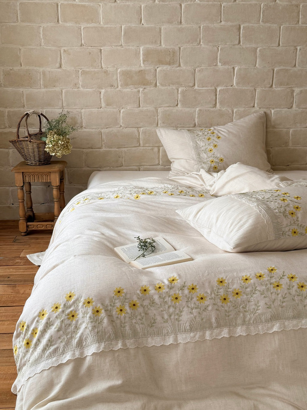 Vine Lace Cotton Linen Duvet Cover original reference image 10