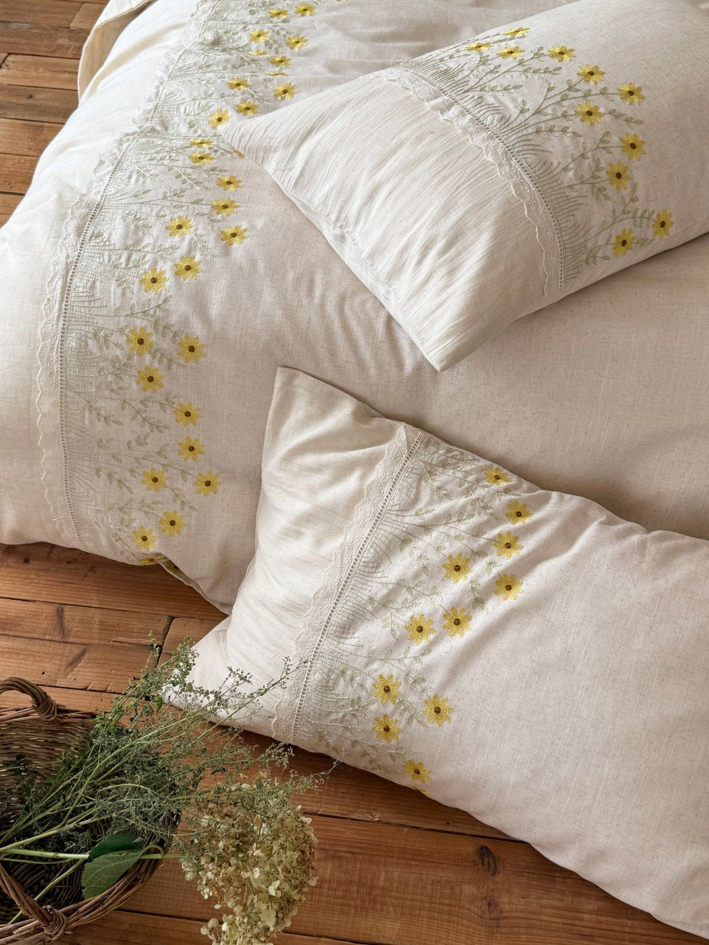 Vine Lace Cotton Linen Duvet Cover original reference image 11